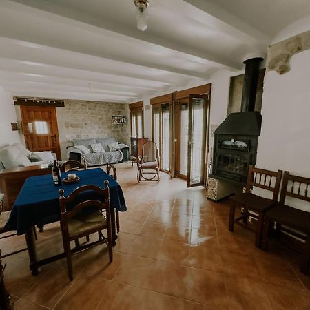 דירות Olba La Casa De La Acacia מראה חיצוני תמונה